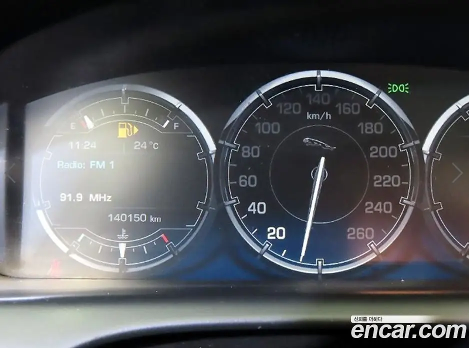 Jaguar XJ 2015 2.0 автомат (гидро), фото 9