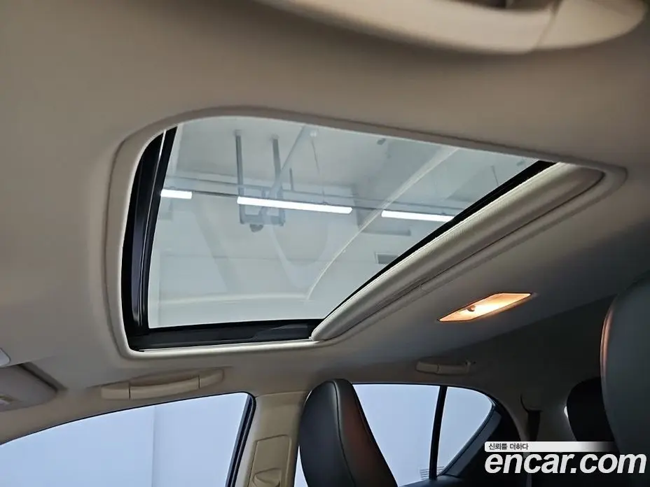 Lexus CT200h 2020 1.8 автомат (гидро), фото 13