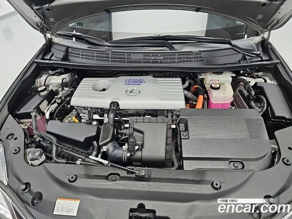 Lexus CT200h 2020 1.8 автомат (гидро), фото 5