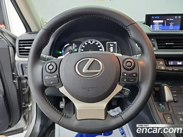 Lexus CT200h 2020 1.8 автомат (гидро), миниатюра 9