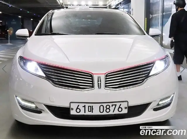 Lincoln MKZ 2016 2.0 автомат (гидро), миниатюра 2