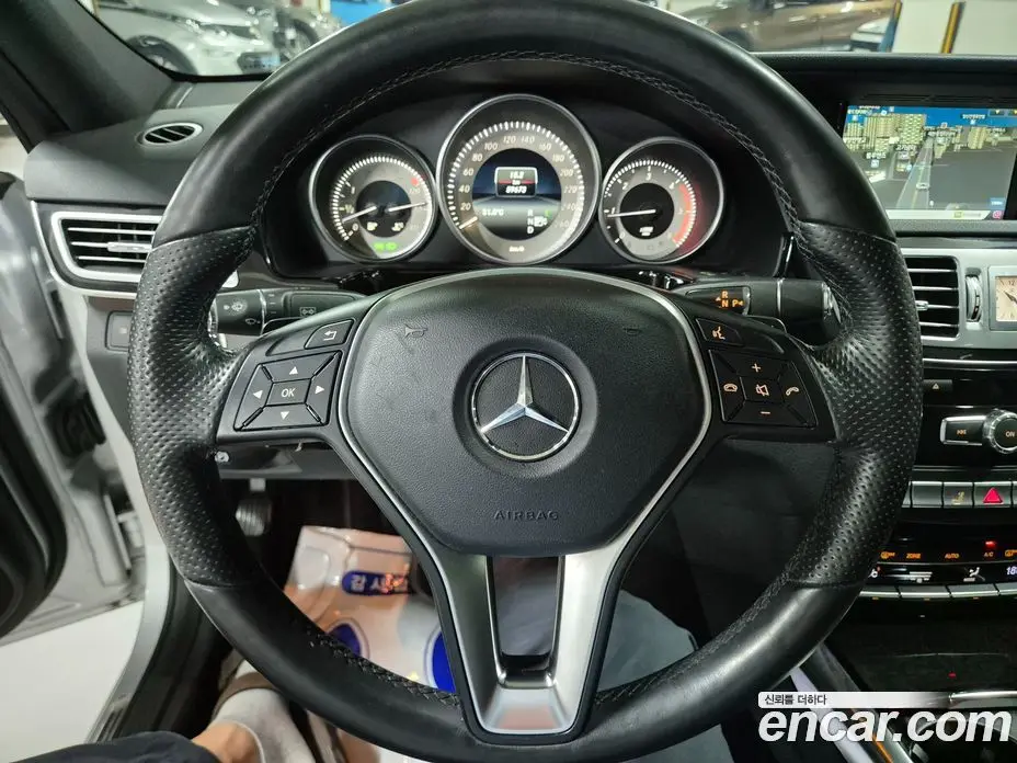Mercedes-Benz E-Class 2013 2.1 автомат (гидро), фото 15 Mercedes-Benz E-Class 2013 2.1 автомат (гидро), фото 15