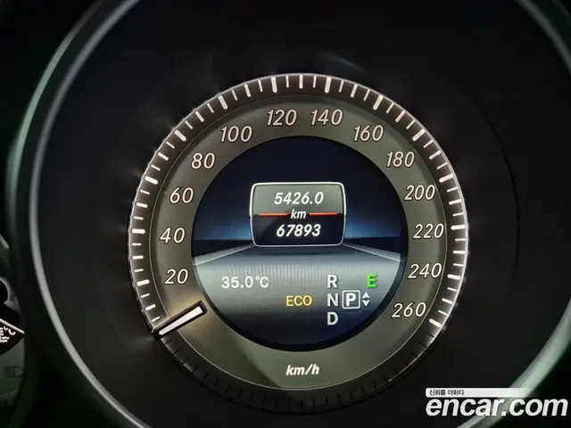 Mercedes-Benz E-Class 2013 2.1 автомат (гидро), миниатюра 8 Mercedes-Benz E-Class 2013 2.1 автомат (гидро), миниатюра 8