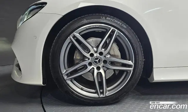 Mercedes-Benz E-Class 2019 1.9 автомат (гидро), миниатюра 5 Mercedes-Benz E-Class 2019 1.9 автомат (гидро), миниатюра 5