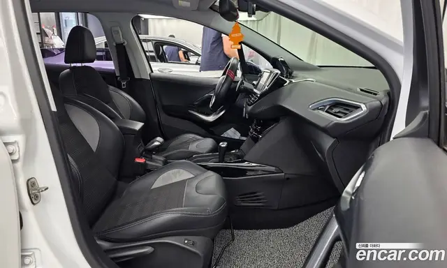Peugeot 2008 2016 1.6 автомат (гидро), миниатюра 11