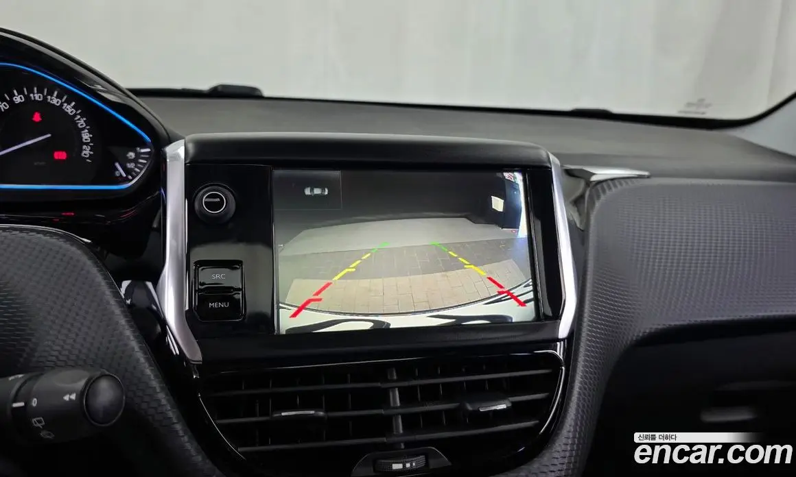 Peugeot 2008 2016 1.6 автомат (гидро), фото 15