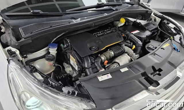 Peugeot 2008 2016 1.6 автомат (гидро), миниатюра 6