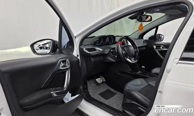 Peugeot 2008 2016 1.6 автомат (гидро), миниатюра 10