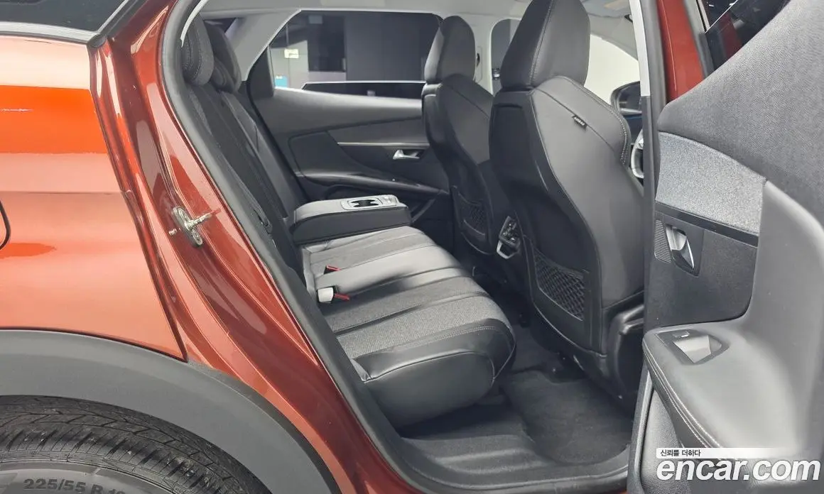 Peugeot 3008 2017 1.6 автомат (гидро), фото 12 Peugeot 3008 2017 1.6 автомат (гидро), фото 12