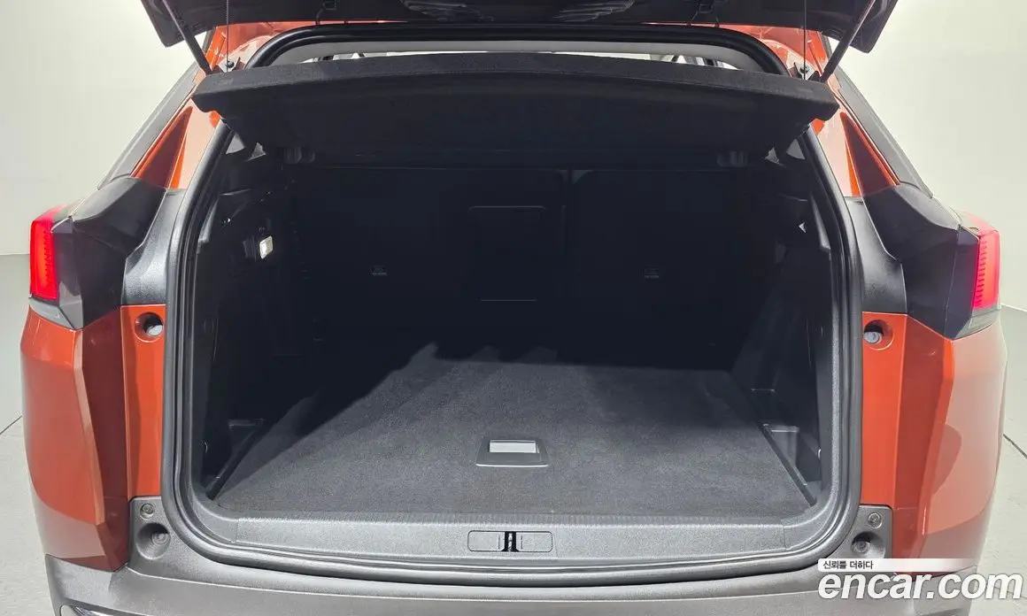 Peugeot 3008 2017 1.6 автомат (гидро), фото 20 Peugeot 3008 2017 1.6 автомат (гидро), фото 20