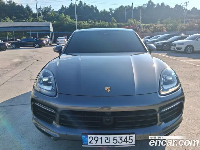 Porsche Cayenne, 2022, 42 000 км