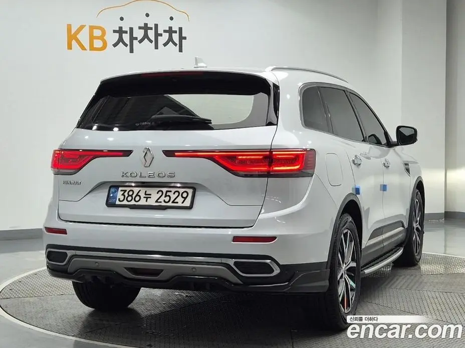 Renault (Samsung) QM6 2021 2.0 автомат (гидро), фото 3 Renault (Samsung) QM6 2021 2.0 автомат (гидро), фото 3