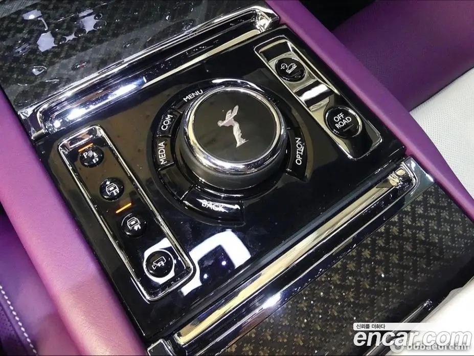 Rolls-Royce Cullinan 2023 6.7 автомат (гидро), фото 12