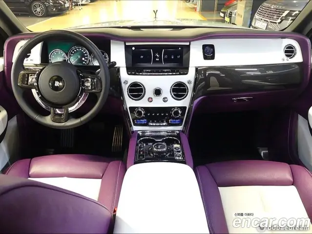 Rolls-Royce Cullinan 2023 6.7 автомат (гидро), миниатюра 5