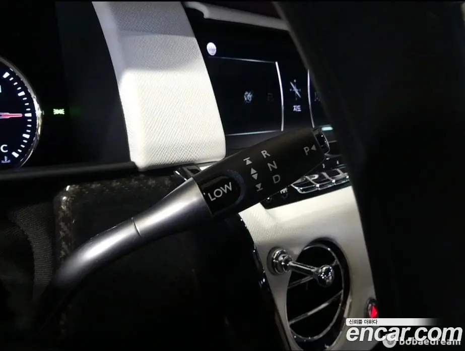 Rolls-Royce Cullinan 2023 6.7 автомат (гидро), фото 9