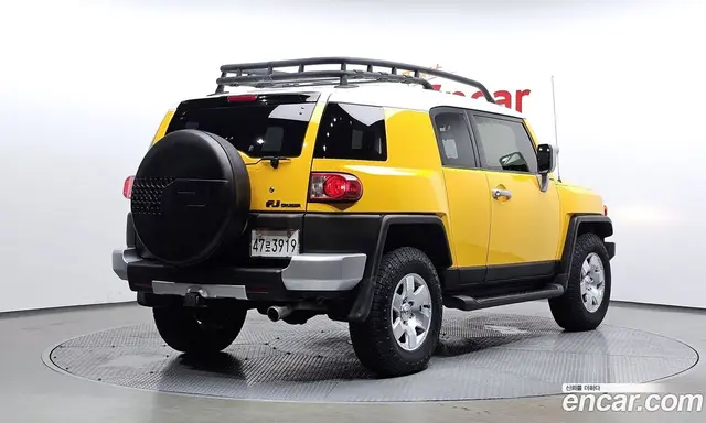 Toyota FJ Cruiser 2007 4.0 автомат (гидро), миниатюра 2 Toyota FJ Cruiser 2007 4.0 автомат (гидро), миниатюра 2