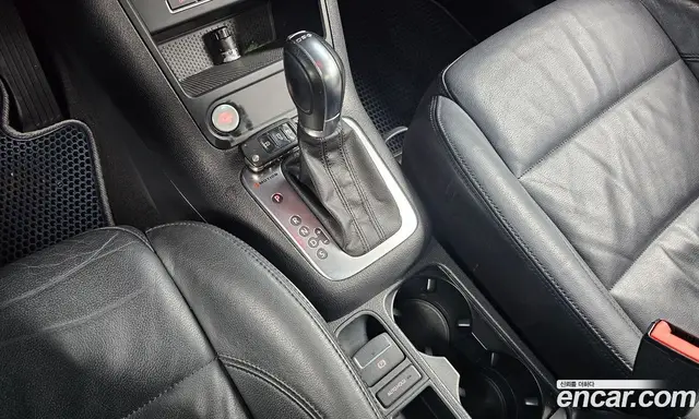 Volkswagen Tiguan 2013 2.0 автомат (гидро), миниатюра 9