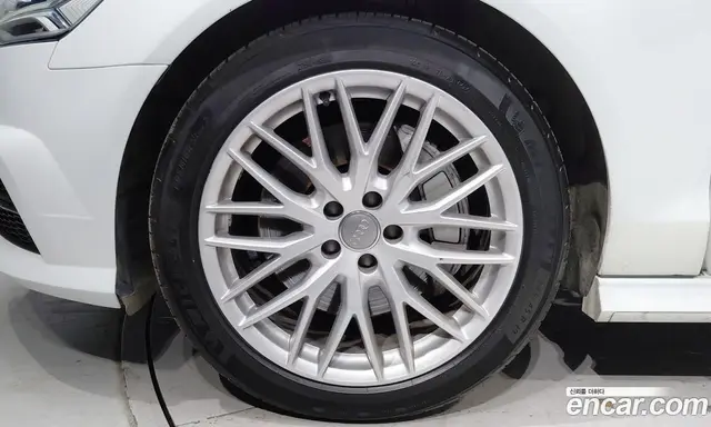 Audi A6 2018 2.0 автомат (гидро), миниатюра 5