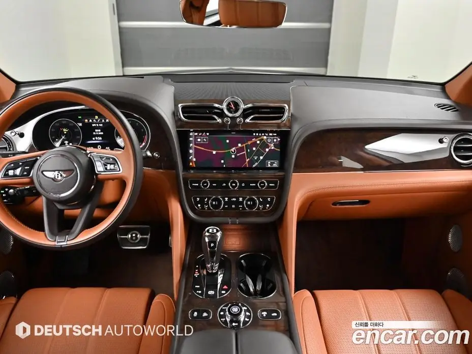 Bentley Bentayga 2021 4.0 автомат (гидро), фото 7