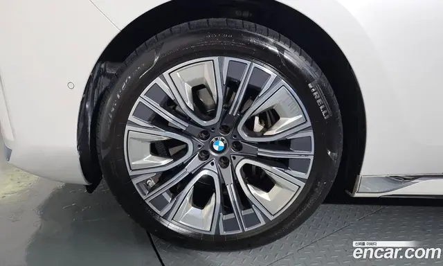 BMW 7 серия 2023 3.0 автомат (гидро), миниатюра 5