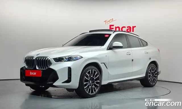 BMW X6, 2023, 79 592 км