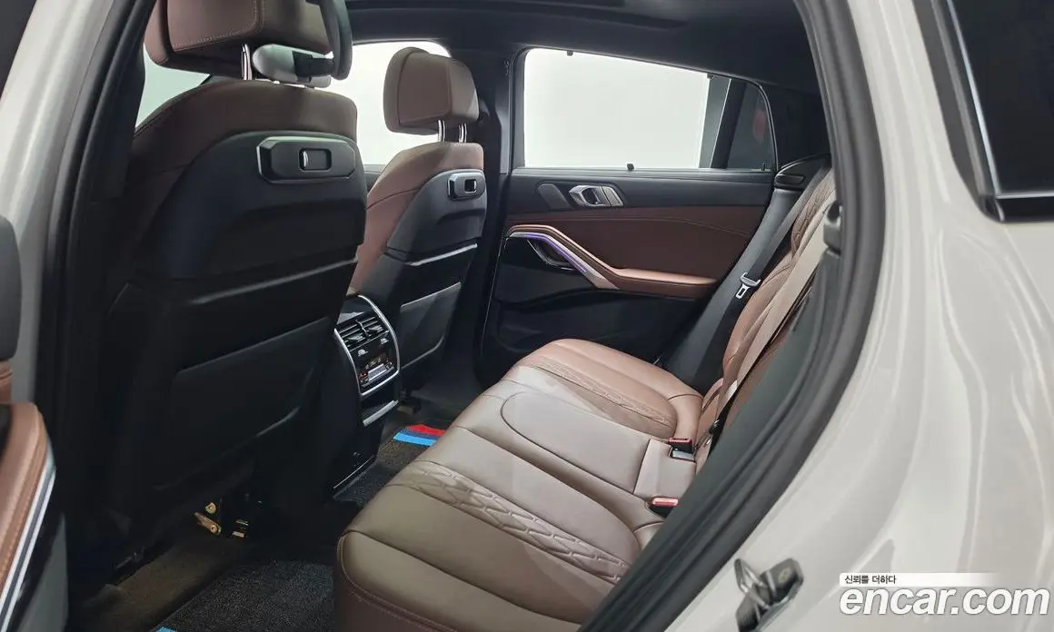 BMW X6 2023 3.0 автомат (гидро), фото 20