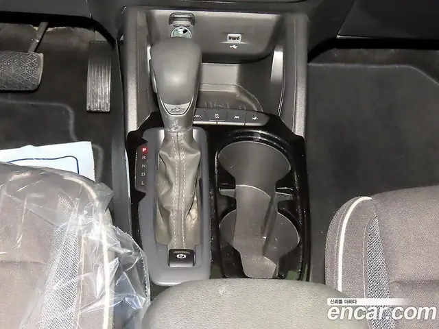 Chevrolet TrailBlazer 2021 1.3 автомат (гидро), миниатюра 12