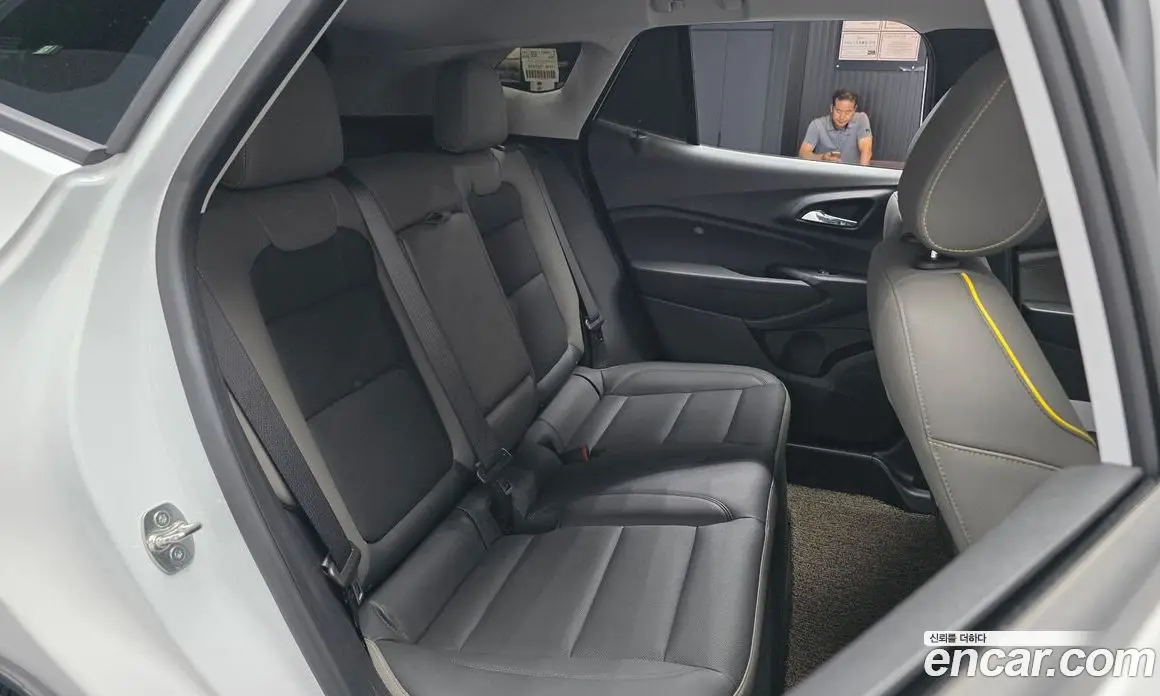 Chevrolet Trax 2023 1.2 автомат (гидро), фото 12