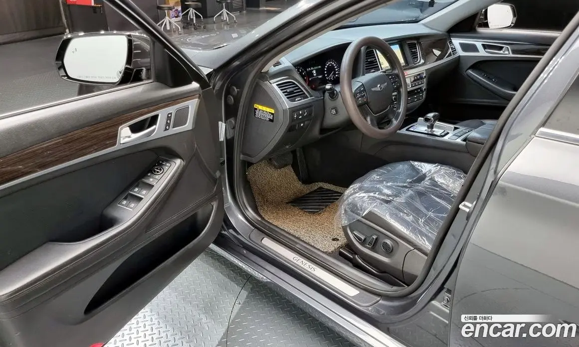 Genesis G80 2018 3.3 автомат (гидро), фото 10 Genesis G80 2018 3.3 автомат (гидро), фото 10