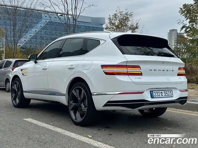 Genesis GV80 2025 2.5 автомат (гидро), миниатюра 4