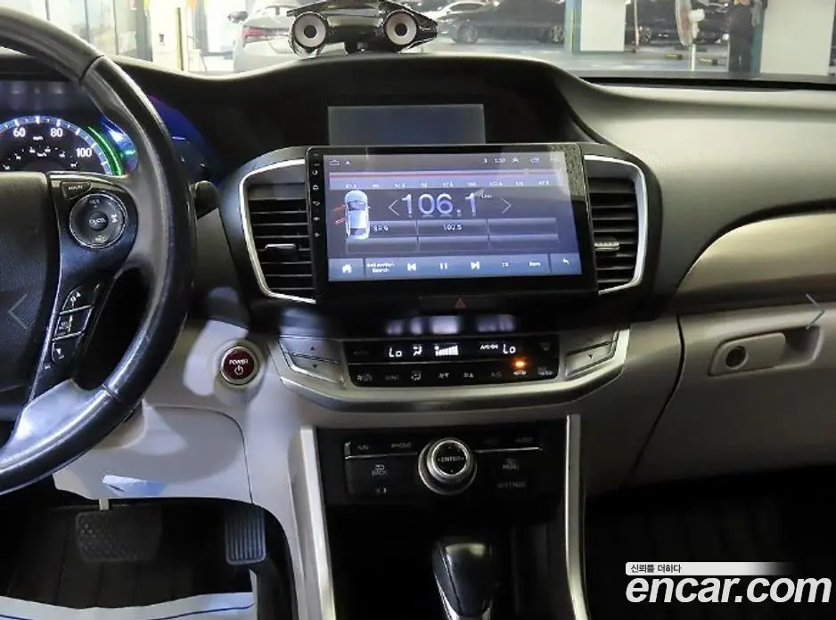 Honda Accord 2014 2.0 автомат (гидро), фото 11