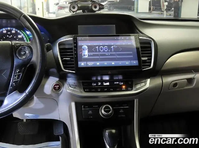 Honda Accord 2014 2.0 автомат (гидро), миниатюра 11