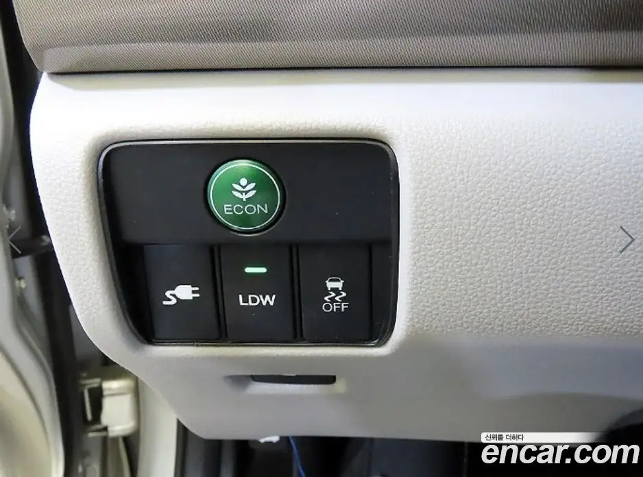 Honda Accord 2014 2.0 автомат (гидро), фото 13