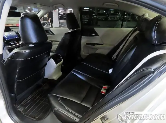 Honda Accord 2014 2.0 автомат (гидро), миниатюра 7