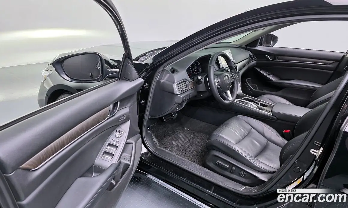 Honda Accord 2018 2.0 автомат (гидро), фото 11 Honda Accord 2018 2.0 автомат (гидро), фото 11