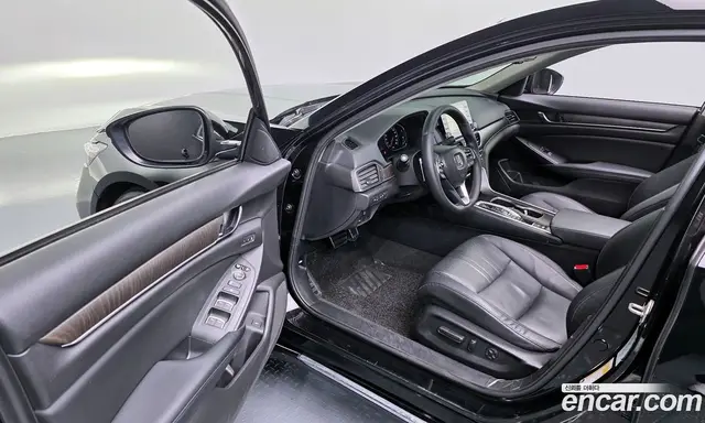 Honda Accord 2018 2.0 автомат (гидро), миниатюра 11 Honda Accord 2018 2.0 автомат (гидро), миниатюра 11