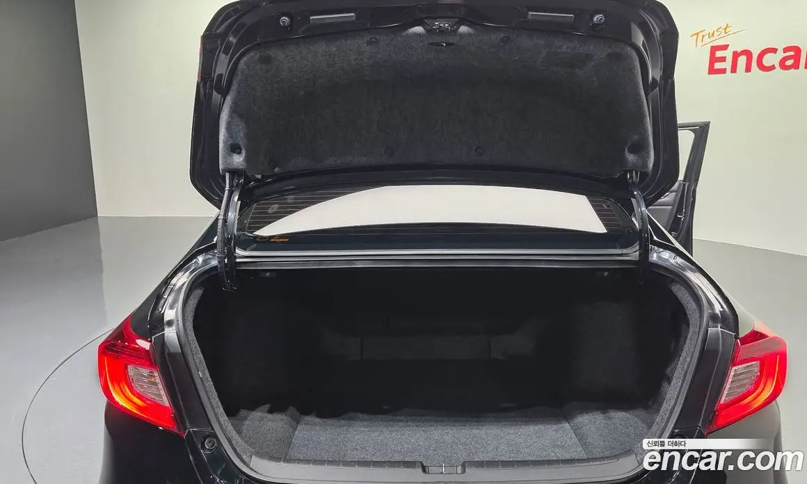 Honda Accord 2018 2.0 автомат (гидро), фото 20 Honda Accord 2018 2.0 автомат (гидро), фото 20