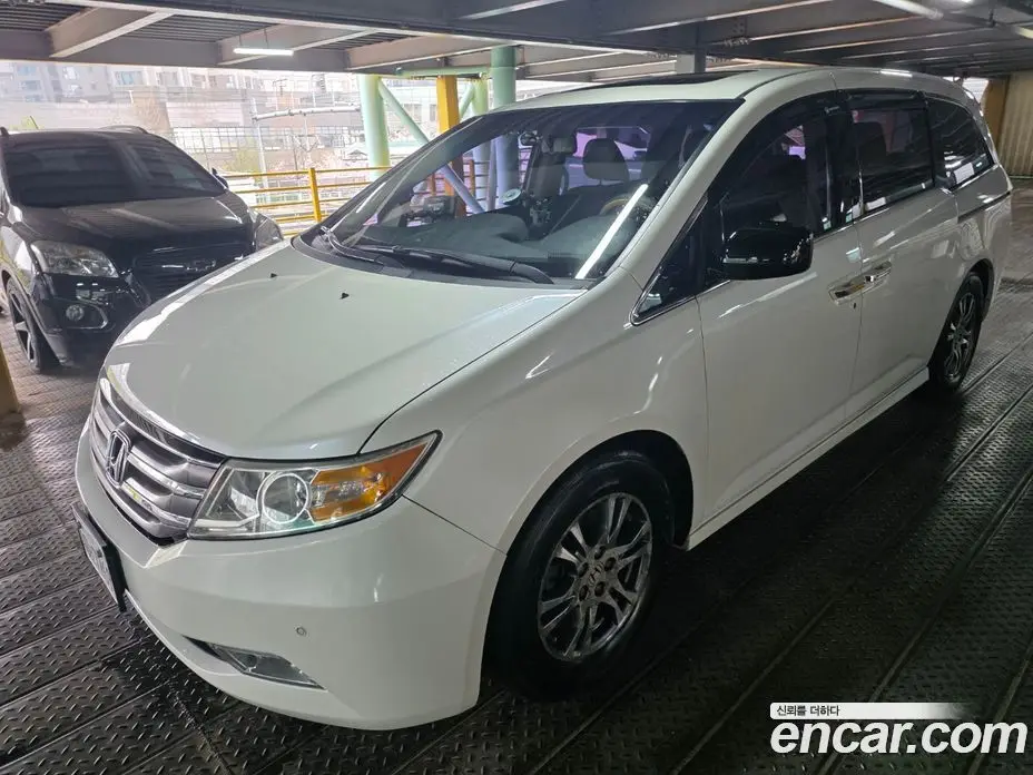 Honda Odyssey 2013 3.5 автомат (гидро), фото 1 Honda Odyssey 2013 3.5 автомат (гидро), фото 1