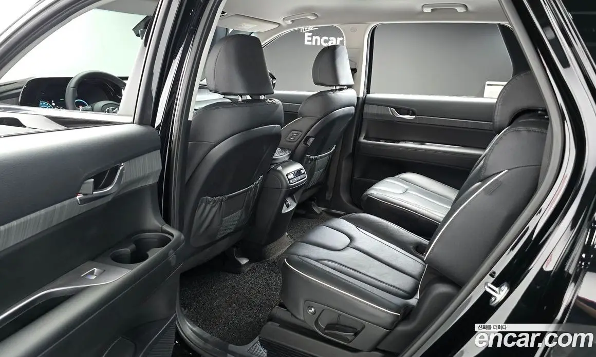 Hyundai Palisade 2024 2.2 автомат (гидро), фото 11