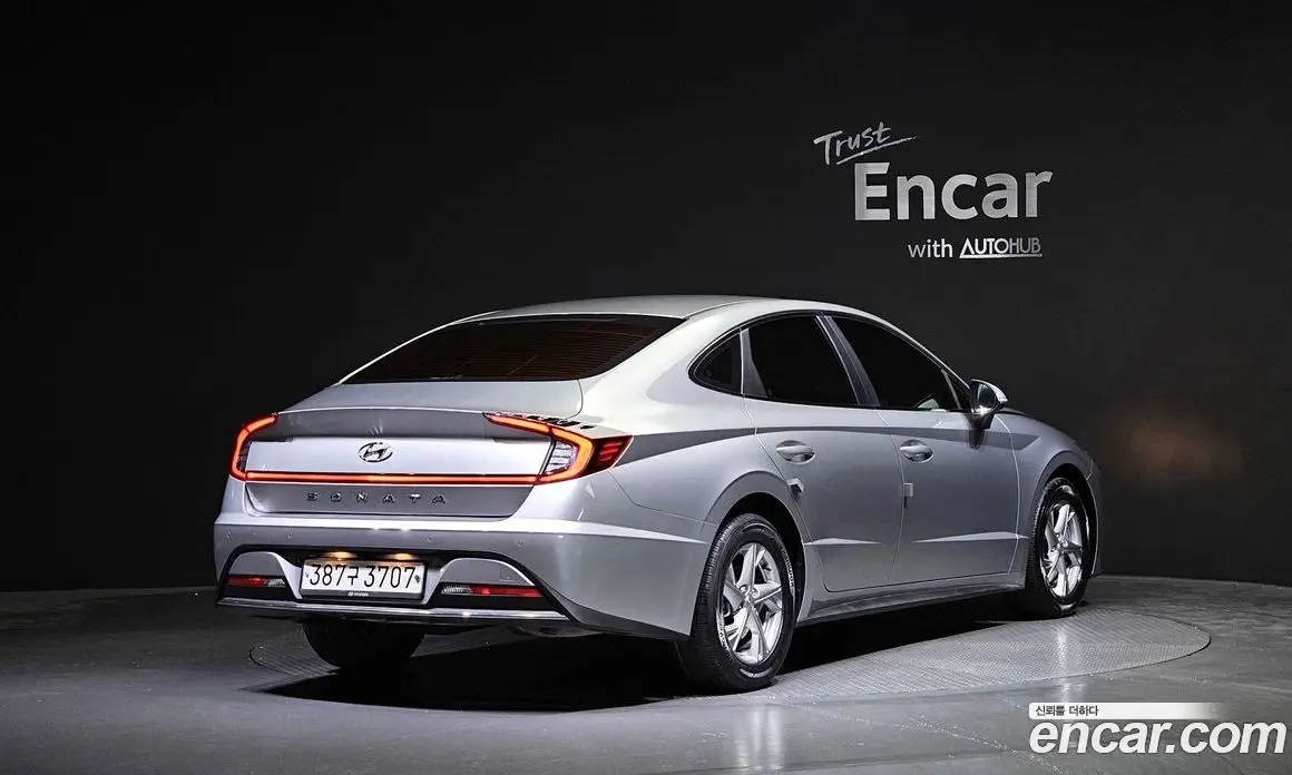 Hyundai Sonata 2019 2.0 автомат (гидро), фото 2 Hyundai Sonata 2019 2.0 автомат (гидро), фото 2