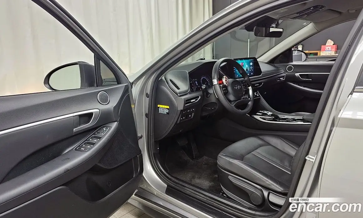 Hyundai Sonata 2019 2.0 автомат (гидро), фото 11 Hyundai Sonata 2019 2.0 автомат (гидро), фото 11
