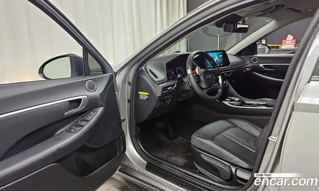 Hyundai Sonata 2019 2.0 автомат (гидро), миниатюра 11 Hyundai Sonata 2019 2.0 автомат (гидро), миниатюра 11