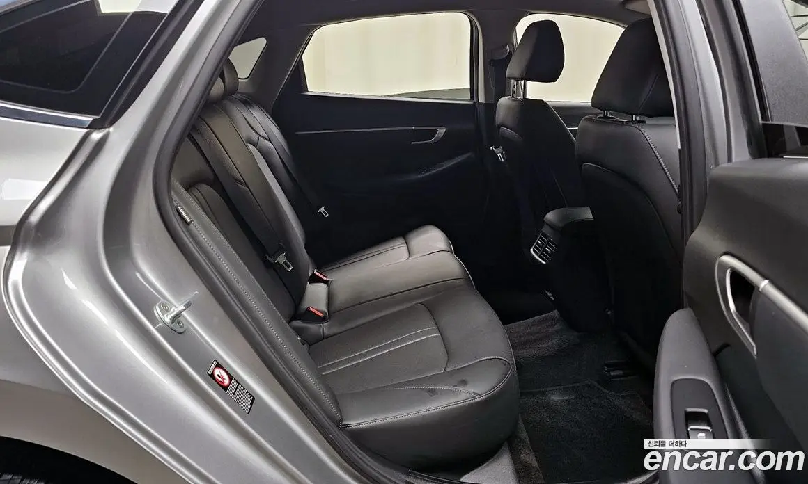 Hyundai Sonata 2019 2.0 автомат (гидро), фото 12 Hyundai Sonata 2019 2.0 автомат (гидро), фото 12