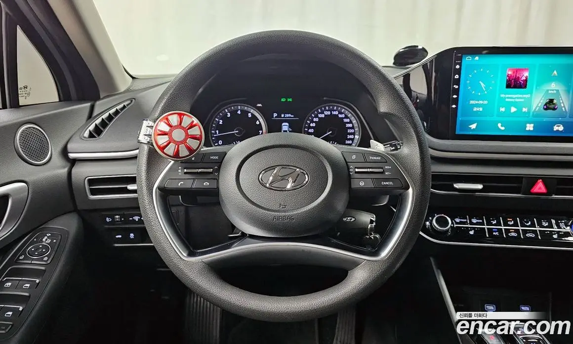 Hyundai Sonata 2019 2.0 автомат (гидро), фото 13 Hyundai Sonata 2019 2.0 автомат (гидро), фото 13