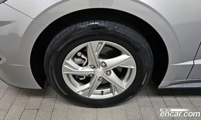 Hyundai Sonata 2019 2.0 автомат (гидро), миниатюра 5 Hyundai Sonata 2019 2.0 автомат (гидро), миниатюра 5