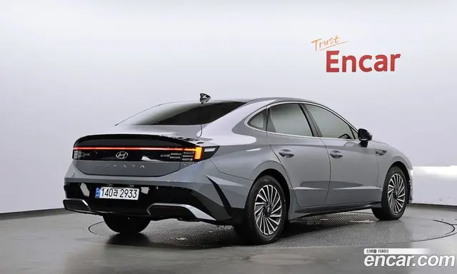 Hyundai Sonata 2023 2.0 автомат (гидро), миниатюра 2