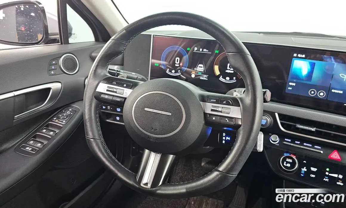 Hyundai Sonata 2023 2.0 автомат (гидро), фото 13