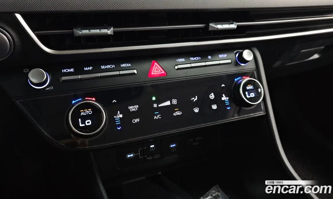Hyundai Sonata 2023 2.0 автомат (гидро), фото 17