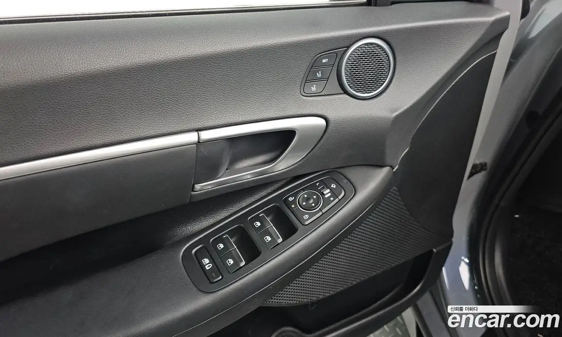 Hyundai Sonata 2023 2.0 автомат (гидро), фото 19