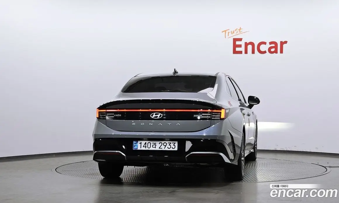 Hyundai Sonata 2023 2.0 автомат (гидро), фото 4